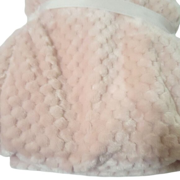 Mon Lapin Luxury Pink Velvet Baby Blanket 30x40" Soft Plush Throw Shimmer Comfor - Picture 7 of 7